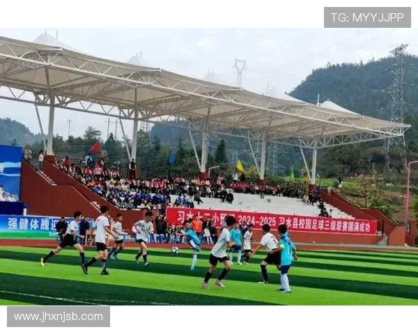 绿茵荣耀再燃青春梦想世界足球盛宴激情上演