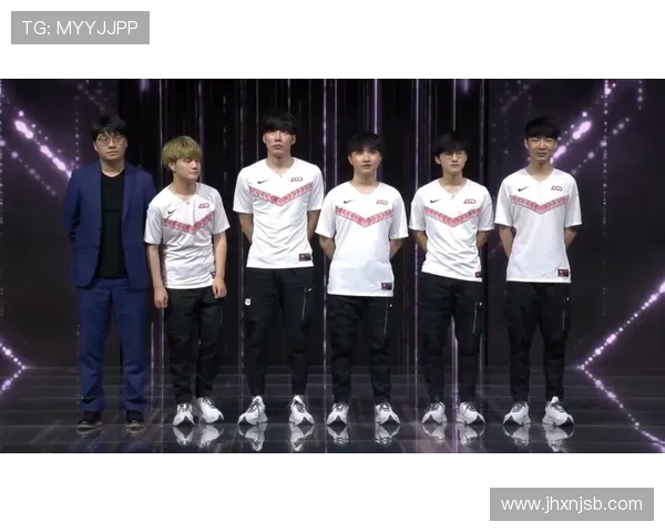 FPX在王者荣耀赛场上的节奏掌控与失误分析