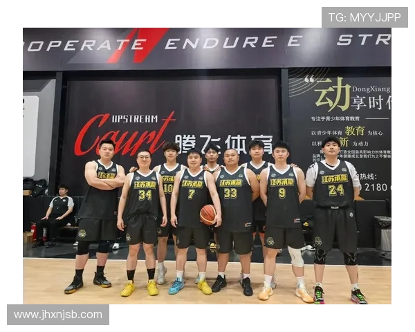 重庆篮球队的速度之谜：探索他们的快速进攻与战术创新