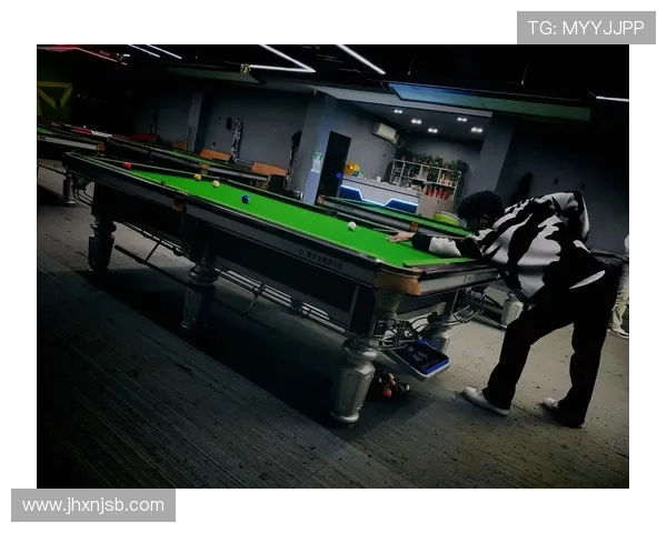 台球技巧大揭秘：从基础到高级，助你成为台球高手的全攻略