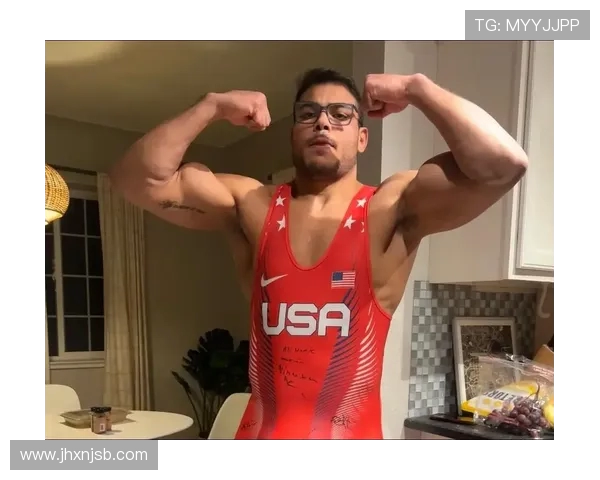 保罗科斯塔与洛根的巅峰对决谁能笑到最后引发热议