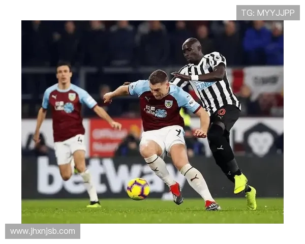 埃弗顿主场迎战伯恩利争夺英超宝贵积分的激烈对决